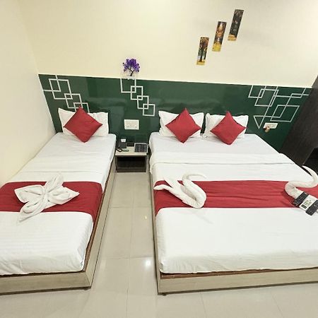 Hotel Kailash Park- Near International Airport Mumbai Dış mekan fotoğraf