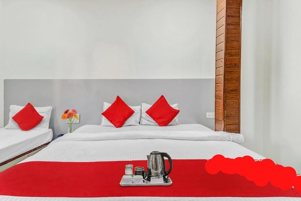 Hotel Kailash Park- Near International Airport Mumbai Dış mekan fotoğraf